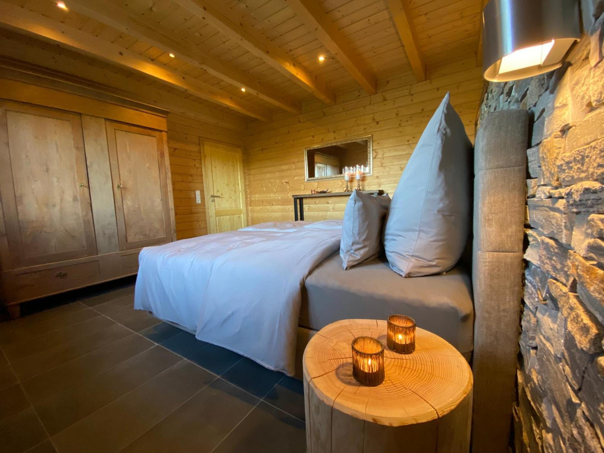 Holzhaus Onkel Fritz Mit Sauna Und Whirlwanne Esch  Екстер'єр фото
